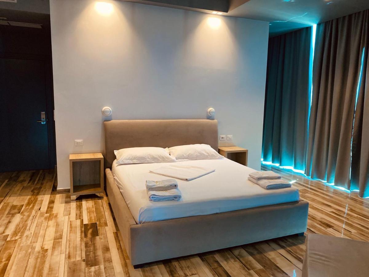 Montecarlo Lungomare Vlorë Exterior foto
